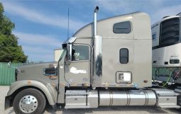2022 FREIGHTLINER 122SD