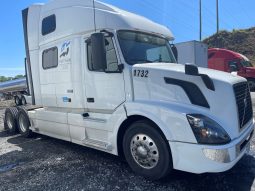 2017 Volvo VNL64T780
